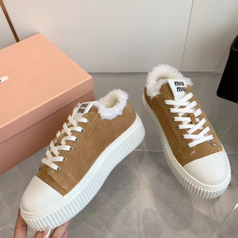 Miu Miu Casual Shoes